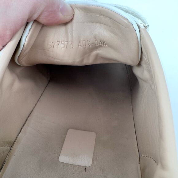 Gucci White Athletic Shoes with Red and Green Stripes in good condition - Picture 9 of 15